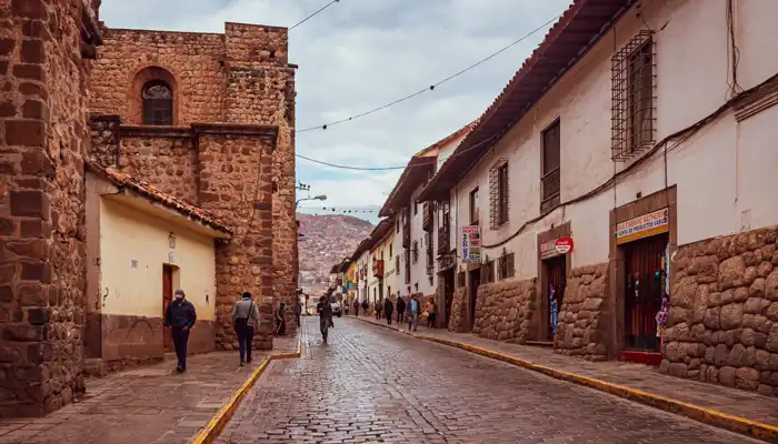 RECORRE LOS ANDES PERUANOS EN UN VIAJE DE 7 DÍAS Y 6 NOCHES